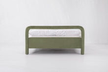 Load image into Gallery viewer, Temi Bed - Sun at Six