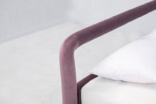 Load image into Gallery viewer, Temi Bed - Sun at Six