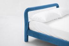 Load image into Gallery viewer, Temi Bed - Sun at Six