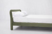 Load image into Gallery viewer, Temi Bed - Sun at Six