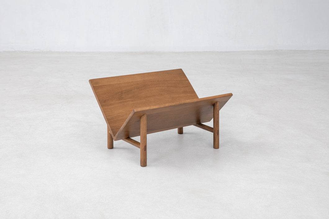 Rise Bookstand