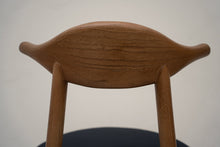 Load image into Gallery viewer, Ember Stool Fabric - Sun at Six
