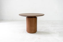 Load image into Gallery viewer, Esune Round Dining Table - Sun at Six
