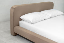 Load image into Gallery viewer, Gar Bed - Sun at Six
