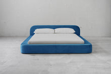 Load image into Gallery viewer, Spire Bed - Sun at Six
