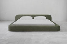 Load image into Gallery viewer, Spire Bed - Sun at Six
