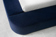 Load image into Gallery viewer, Spire Bed - Sun at Six
