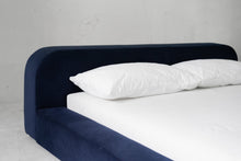 Load image into Gallery viewer, Spire Bed - Sun at Six
