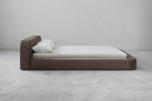 Load image into Gallery viewer, Spire Bed - Sun at Six
